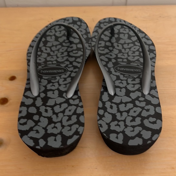 Havaianas wedge Flip Flop Sandals - Picture 3 of 6